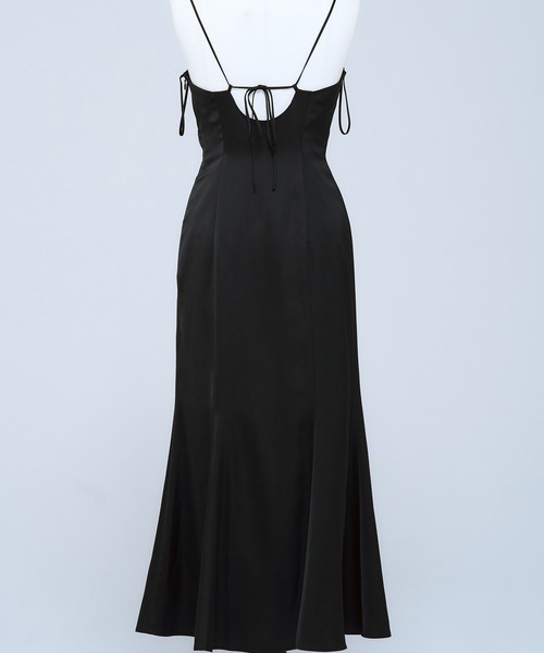 emiriawiz（エミリアウィズ）の「Narrow Strap Camisole Dress（ワンピース・レディース・ベージュ/ブラック・SMALL/MEDIUM）」の13枚目の写真