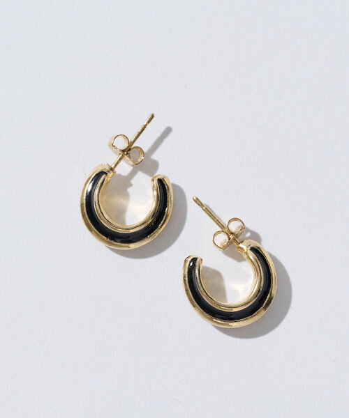 RIVE DROITE(リヴドロワ)の「【こなれ感をプラス】ブラックラインフープピアス(ピアス(両耳用)・レディース・シルバー/ゴールド・FREE)」の9枚目の写真