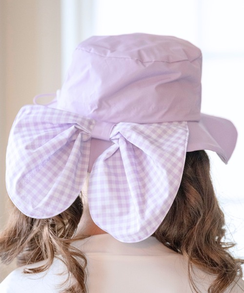 Catherine Cottage（キャサリンコテージ）の「撥水加工日よけリボンハット（ハット・キッズ・ベージュ/ピンク系2/サックスブルー系3/サックスブルー系4/ピンク/ライラック系4/ベージュ系1/ブルー系2/ライラック系3/ブルー/ブルー系1/ピンク系1/ライトグリーン系3/ライトグリーン系4/ピンク系3/ピンク系4・52/56）」の10枚目の写真