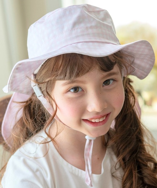 Catherine Cottage（キャサリンコテージ）の「撥水加工日よけリボンハット（ハット・キッズ・ベージュ/ピンク系2/サックスブルー系3/サックスブルー系4/ピンク/ライラック系4/ベージュ系1/ブルー系2/ライラック系3/ブルー/ブルー系1/ピンク系1/ライトグリーン系3/ライトグリーン系4/ピンク系3/ピンク系4・52/56）」の16枚目の写真