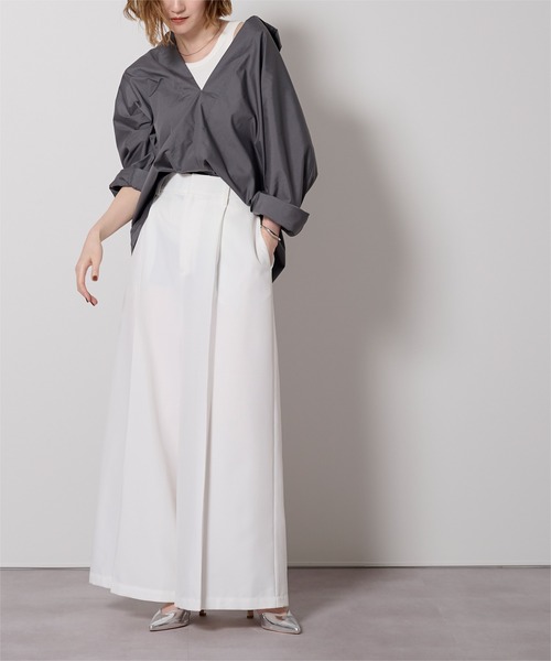UR'S(ユアーズ)の「アンクルストラップVカットパンプス(パンプス・レディース・ゴールド/ブラック/シルバー・M/S/LL/L)」の12枚目の写真