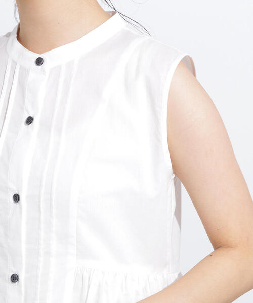 N.(N. Natural Beauty Basic)(エヌエヌナチュラルビューティーベーシック)の「ピンタックノースリーブブラウス(シャツ/ブラウス・レディース・ブラウン/オフホワイト/ブルー・MEDIUM)」の15枚目の写真