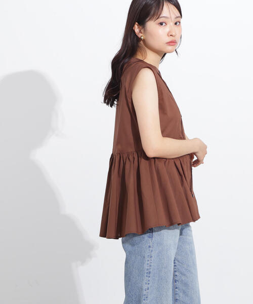 N.(N. Natural Beauty Basic)(エヌエヌナチュラルビューティーベーシック)の「ピンタックノースリーブブラウス(シャツ/ブラウス・レディース・ブラウン/オフホワイト/ブルー・MEDIUM)」の18枚目の写真