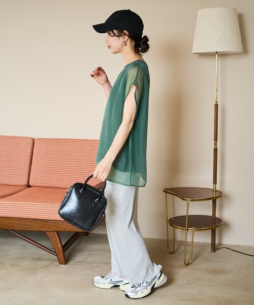 FREAK'S STORE（フリークスストア）の「限定展開　オーガンジー × カットソー 重ね フレンチ スリーブ プルオーバー（Tシャツ/カットソー・レディース・オフホワイト/ブラック/サックスブルー/ブラウン/グリーン・ﾌﾘ-）」の12枚目の写真