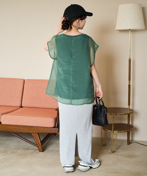 FREAK'S STORE（フリークスストア）の「限定展開　オーガンジー × カットソー 重ね フレンチ スリーブ プルオーバー（Tシャツ/カットソー・レディース・オフホワイト/ブラック/サックスブルー/ブラウン/グリーン・ﾌﾘ-）」の13枚目の写真