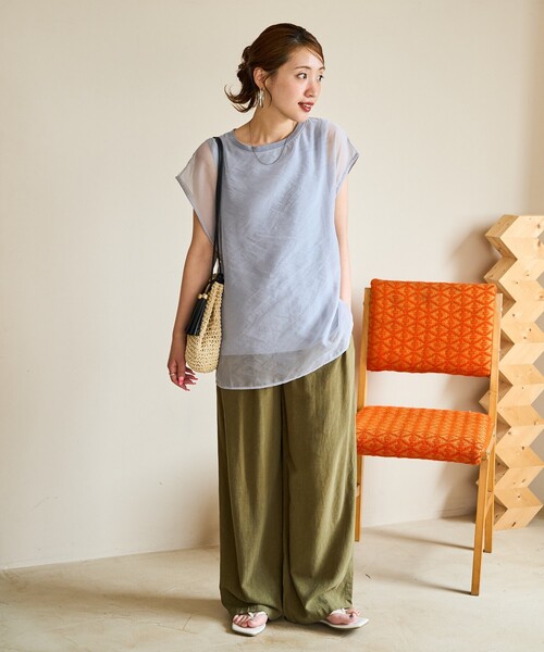 FREAK'S STORE（フリークスストア）の「限定展開　オーガンジー × カットソー 重ね フレンチ スリーブ プルオーバー（Tシャツ/カットソー・レディース・オフホワイト/ブラック/サックスブルー/ブラウン/グリーン・ﾌﾘ-）」の17枚目の写真