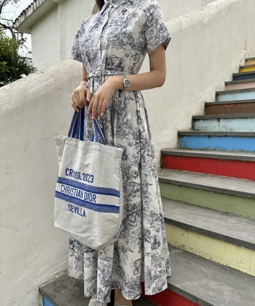 FREE STYLISTS(フリー スタイリスト)の「YUGA_YGMC Botanical print shirt dress(ワンピース・レディース・ライトグレー/ライトブルー/ブラック・FREE)」の6枚目の写真