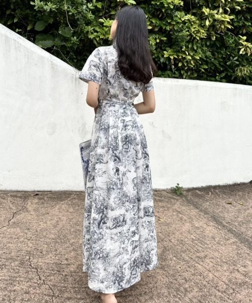FREE STYLISTS(フリー スタイリスト)の「YUGA_YGMC Botanical print shirt dress(ワンピース・レディース・ライトグレー/ライトブルー/ブラック・FREE)」の20枚目の写真