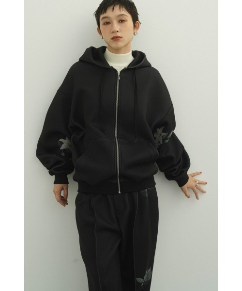 Knuth Marf（クヌースマーフ）の「flower punch hoodie(unisex)（パーカー・レディース・ネイビー/グレー・SMALL/MEDIUM）」の6枚目の写真