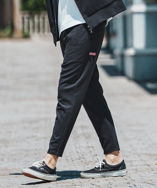 felkod(フィルコッド)の「mp13756- Soft Drape Slacks スラックスパンツ(スラックス・メンズ・ブラック/グレー・S/M/L)」の1枚目の写真