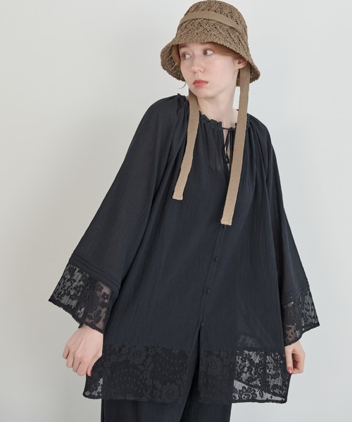 Crisp(クリスプ)の「フリルレースチャーチブラウス(シャツ/ブラウス・レディース・ホワイト/ブラック・FREE)」の2枚目の写真