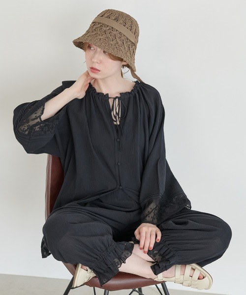 Crisp(クリスプ)の「フリルレースチャーチブラウス(シャツ/ブラウス・レディース・ホワイト/ブラック・FREE)」の5枚目の写真