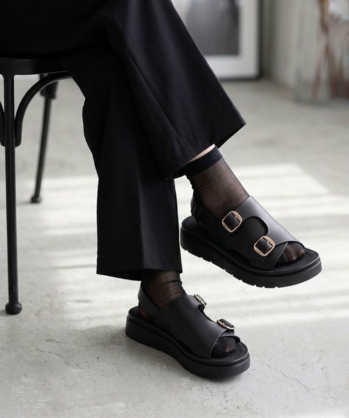 AAA+Feminine(サンエープラスフェミニン)の「AAA+FEMININE ダブルモンク コンフォート ストラップサンダル(サンダル・レディース・ブラック/ブラック系その他・S/L/M)」の1枚目の写真