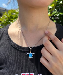 Loco Ocean（ロコオーシャン）の「トロピカルブルー ホヌ ネックレス（ネックレス）」