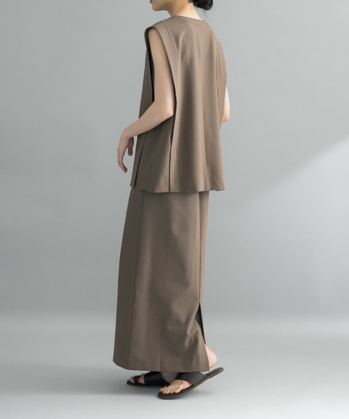 KBF(ケイビーエフ)の「『WEB限定』セパレートベストワンピース(ワンピース・レディース・ブラック/ブラウン/ベージュ・ONE)」の20枚目の写真