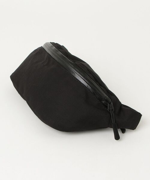 BAGJACK（バッグジャック）の「bagjack hipbag (No.240)（ボディバッグ/ウエストポーチ・メンズ・ブラック・FREE）」の6枚目の写真