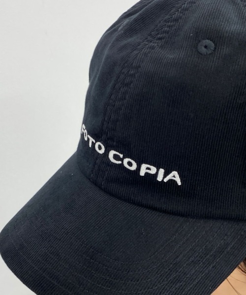 La Maison de Lyllis（メゾンドリリス）の「【La Maison de Lyllis/ラ メゾン ド リリス】FOTO CAP ロゴキャップ（キャップ・レディース・グリーン/クリーム/ブラック/キャメル/レッド・フリー）」の10枚目の写真