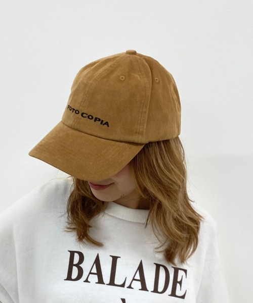 La Maison de Lyllis（メゾンドリリス）の「【La Maison de Lyllis/ラ メゾン ド リリス】FOTO CAP ロゴキャップ（キャップ・レディース・グリーン/クリーム/ブラック/キャメル/レッド・フリー）」の17枚目の写真