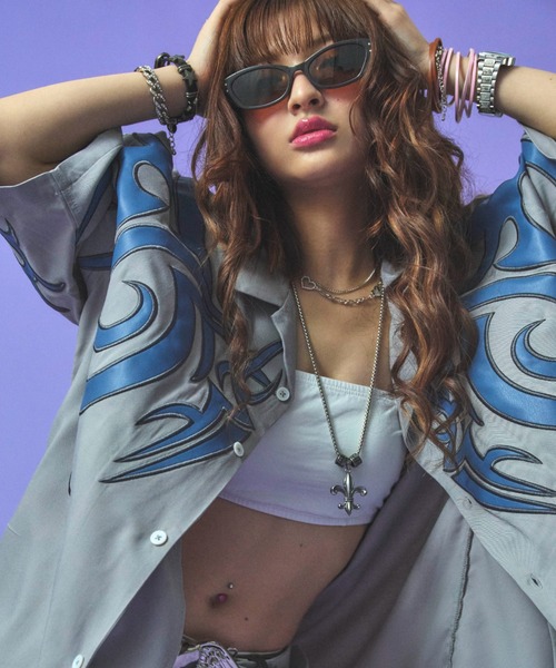 GALFY(ガルフィー)の「『GALFY/ガルフィー』部族長シャツ【Z】(シャツ/ブラウス・レディース・ブラック/グレイッシュベージュ/オフホワイト・L/XL)」の13枚目の写真