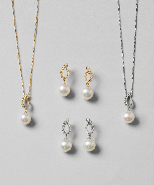 Jewel closet by L&Co.（ジュエルクローゼットバイエルアンドコー）の「K18 アコヤパール ダイヤモンド ピアス（ピアス（両耳用）・レディース・イエローゴールド・FREE）」の2枚目の写真
