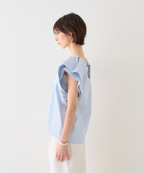 EMMA　ROUGE VIF（エマルージュヴィフ）の「【一部店舗限定】Vネックボリュームスリーブブラウス（シャツ/ブラウス・レディース・ブラウン/オフホワイト/サックスブルー・フリー）」の10枚目の写真