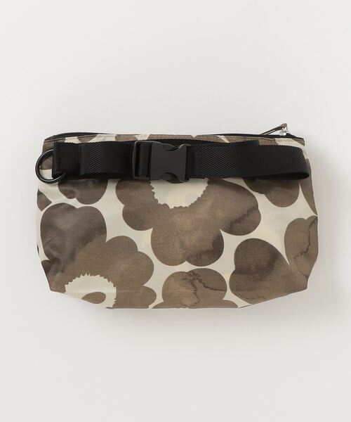 marimekko（マリメッコ）の「Unikko / Neat Crossbody  S shoulder bag（ショルダーバッグ・レディース・ベージュ/ダークブルー・FREE）」の11枚目の写真