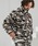 CAMBIO�i�J���r�I�j�́umj10877-Camouflage Sheep Like Boa Jacket �{�A�W���P�b�g�i���̑��A�E�^�[�j�v�b�O���[
