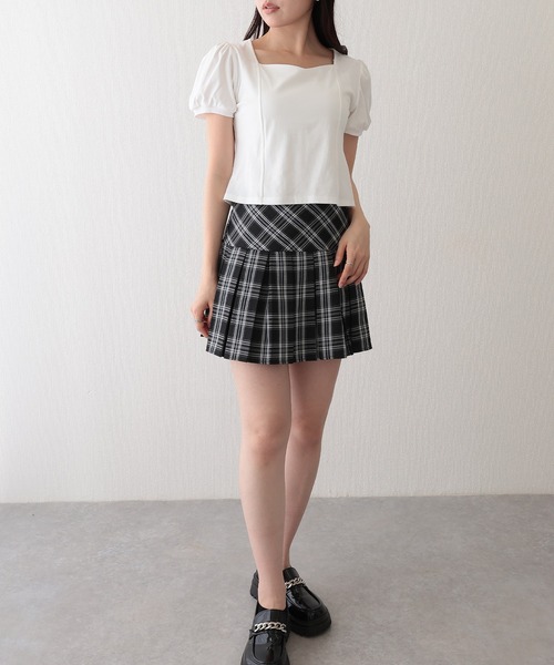 Lace Ladies(レースレディース)の「ソリッドカラー ペンタゴンネック 切り替え パフスリーブ カットソー(Tシャツ/カットソー・レディース・ホワイト/ブラック・M/XL)」の12枚目の写真