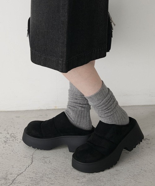 forksy.（フォルクシー）の「【forksy.】ボリュームソールサボサンダル（サンダル・レディース・ブラック/キャメル・M/L）」の4枚目の写真