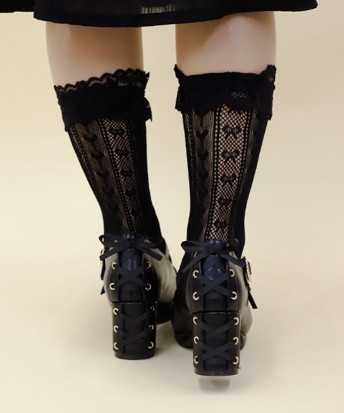 axes femme POETIQUE（アクシーズファムポエティック）の「透かしハートリボン柄ソックス（ソックス/靴下・レディース・ホワイト/ブラック・FREE）」の4枚目の写真