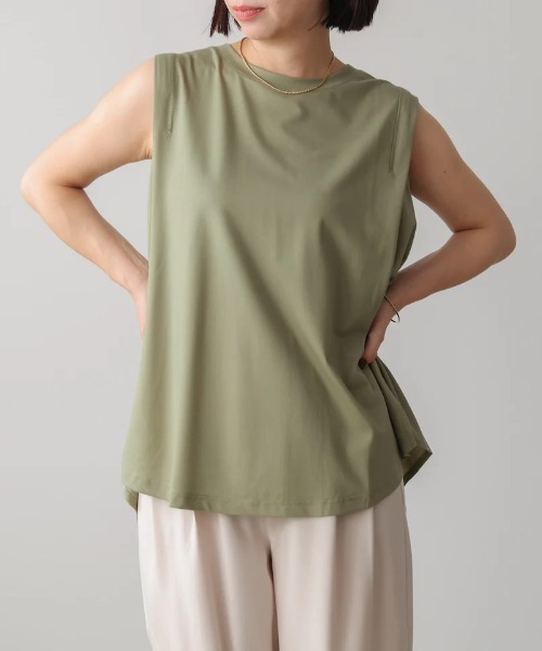 Bou Jeloud(ブージュルード)の「クリアクールカットフレアーチュニック(Tシャツ/カットソー・レディース・ブラック/オフホワイト/ブルー/レッド/カーキ・FREE)」の3枚目の写真