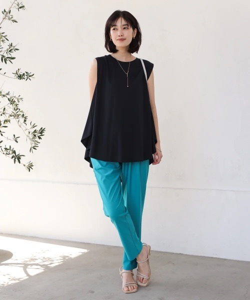 Bou Jeloud(ブージュルード)の「クリアクールカットフレアーチュニック(Tシャツ/カットソー・レディース・ブラック/オフホワイト/ブルー/レッド/カーキ・FREE)」の21枚目の写真