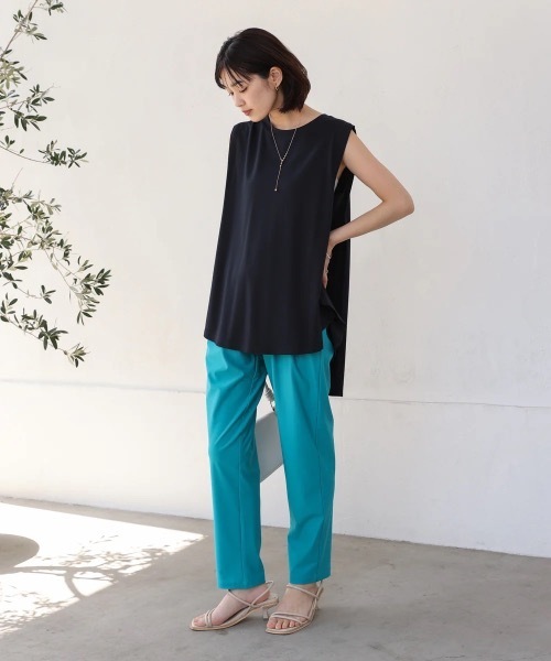 Bou Jeloud(ブージュルード)の「クリアクールカットフレアーチュニック(Tシャツ/カットソー・レディース・ブラック/オフホワイト/ブルー/レッド/カーキ・FREE)」の9枚目の写真
