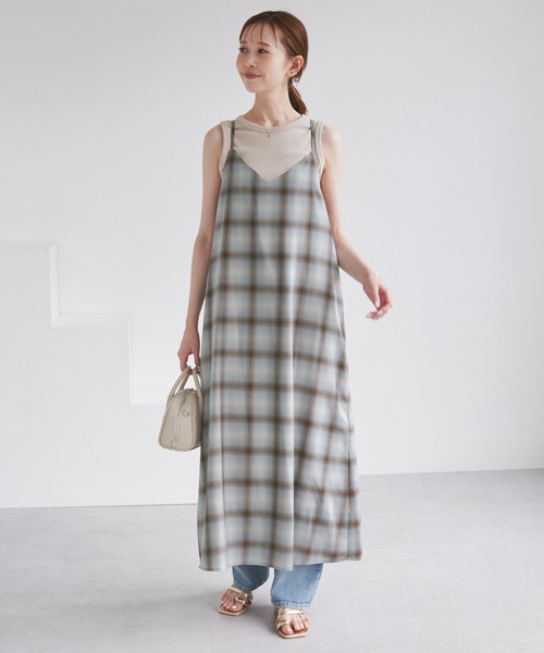 ROPE' PICNIC（ロペピクニック）の「オンブレチェックキャミソールワンピース（ワンピース・レディース・サックスブルー/ブラック・38）」の7枚目の写真
