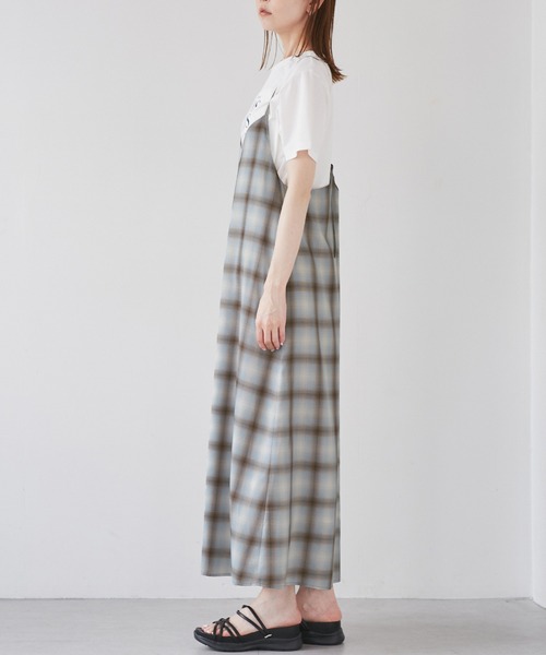 ROPE' PICNIC（ロペピクニック）の「オンブレチェックキャミソールワンピース（ワンピース・レディース・サックスブルー/ブラック・38）」の16枚目の写真