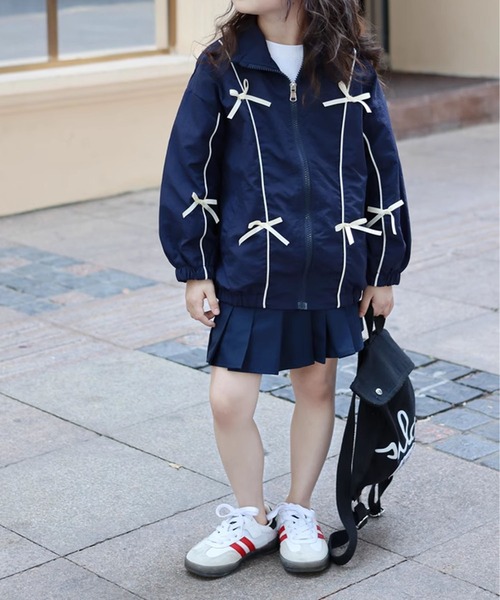 aimoha（アイモハ）の「【aimoha-KIDS-】キッズ　リボンブルゾン（ブルゾン・キッズ・ネイビー/ライトベージュ・90/100/110/120/130/140）」の13枚目の写真