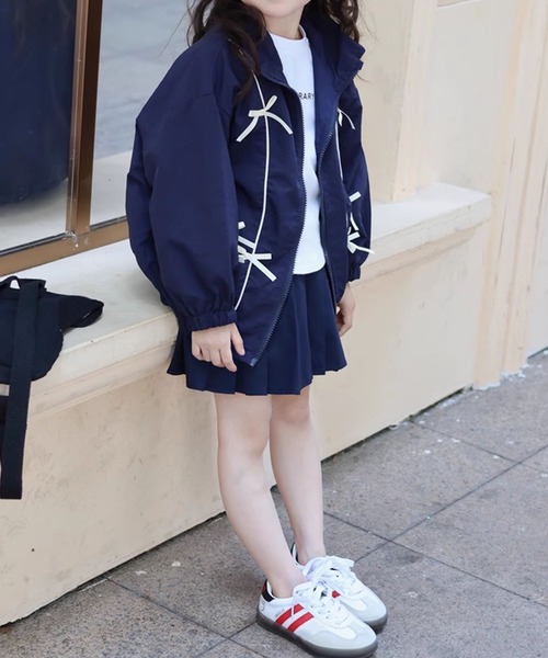 aimoha（アイモハ）の「【aimoha-KIDS-】キッズ　リボンブルゾン（ブルゾン・キッズ・ネイビー/ライトベージュ・90/100/110/120/130/140）」の9枚目の写真