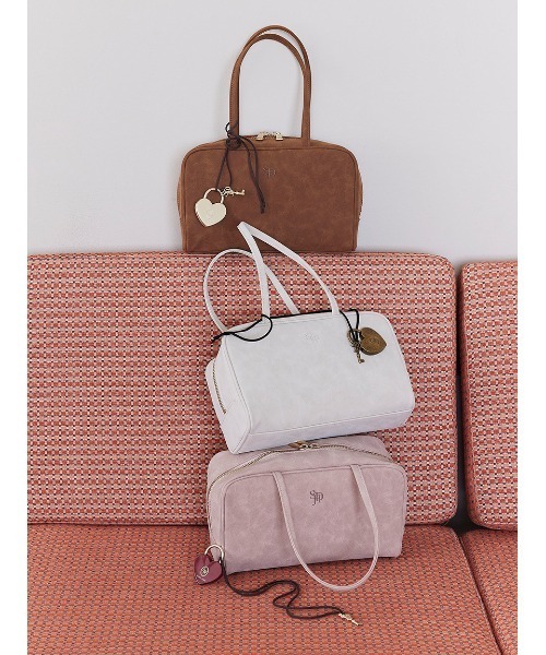 SNIDEL HOME（スナイデルホーム）の「スウェードボストンバッグ（ボストンバッグ・レディース・ブラウン/ピンク/アイボリー・F）」の11枚目の写真