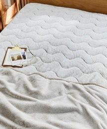 COCOPLATZ interior（ココプラッツインテリア）の「まるで猫！のようなモフモフ敷きパッド 吸湿発熱わた入り｜ダブル【猫Feel】（寝具・メンズ）」