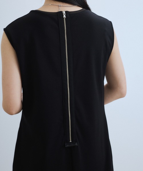 セール】【WEB限定】バイカラーノースリーブワンピース