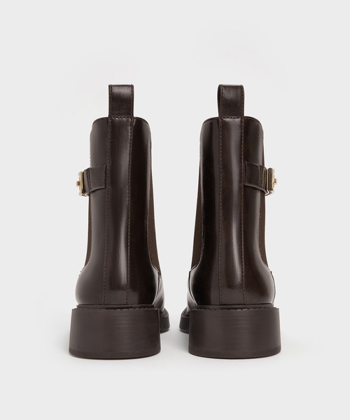CHARLES & KEITH(チャールズ & キース)の「Lando ランド メタリックアクセントチェルシーブーツ(ブーツ・レディース・ブラック系その他7/ダークブラウン・24.5cm/23.5cm/23cm/22.5cm/26.5cm/25.5cm/25cm)」の6枚目の写真