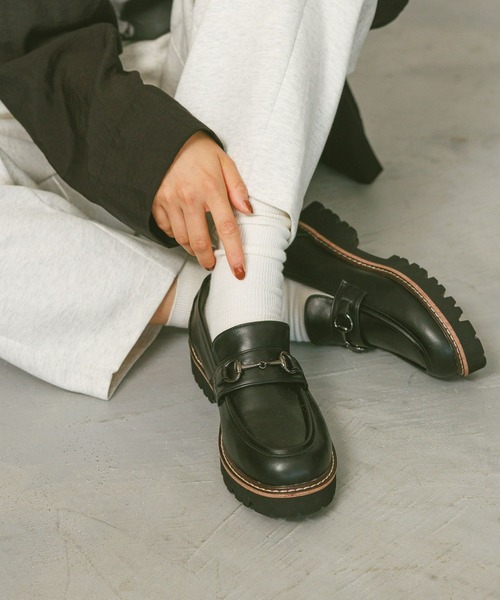 BAYFLOW（ベイフロー）の「[抗菌消臭加工付き]ビットローファー（ローファー・レディース・ブラウン/ブラック・MEDIUM/LARGE）」の2枚目の写真