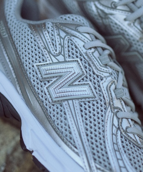 NEW BALANCE(ニューバランス)の「U740SG2 740v2(スニーカー・メンズ・グレー・22.0cm/22.5cm/23.0cm/23.5cm/24.0cm/24.5cm/25.0cm/25.5cm/26.0cm/26.5cm/27.0cm/27.5cm/28.0cm/28.5cm/29.0cm/30.0cm)」の3枚目の写真