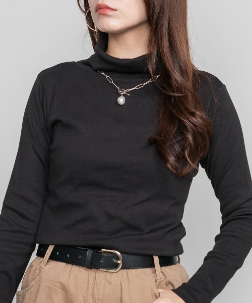 RCD(アールシーディー)の「コットンハイネックカットソー(Tシャツ/カットソー・レディース・グレイッシュベージュ/ブラック/チャコールグレー/オフホワイト・4L/LL/M/3L/L)」の8枚目の写真