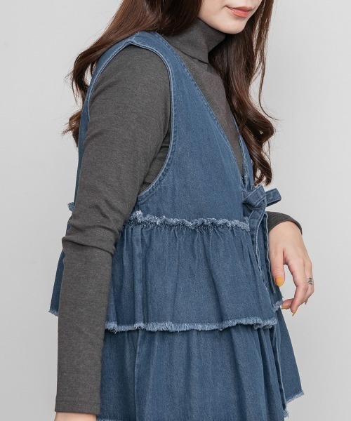 RCD(アールシーディー)の「コットンハイネックカットソー(Tシャツ/カットソー・レディース・グレイッシュベージュ/ブラック/チャコールグレー/オフホワイト・4L/LL/M/3L/L)」の15枚目の写真