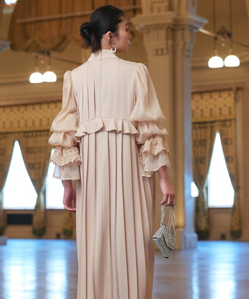 オケージョンドレス 結婚式 ストレッチ ｜ クラシカル パフスリーブ