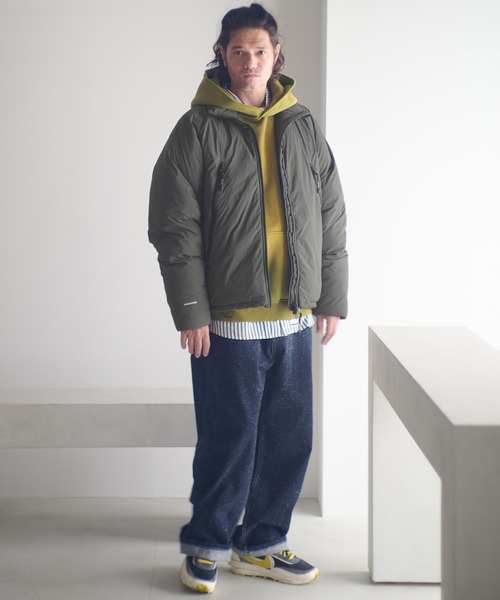 ADAM PATEK(アダムパテック)の「mj11054-stand down jacket ダウンジャケット(AP2523000)(ダウンジャケット/コート・メンズ・ブラック/グレー・1/2)」の5枚目の写真