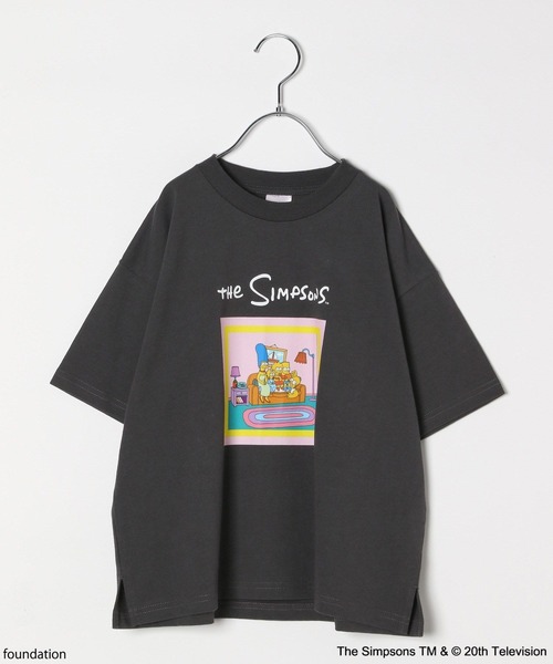 The Simpsons（ザ・シンプソンズ）の「【The Simpsons／BAYFLOW】プリントT(KIDS)（Tシャツ/カットソー・キッズ・ブラック/アイボリー/オフホワイト・140cm/130cm/120cm/110cm/150cm）」の3枚目の写真