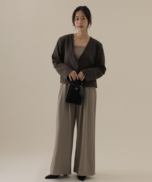 SUWDEE(スーディー)の「single button collarless jacket(ノーカラージャケット・レディース・グレイッシュベージュ/ブラウン・S)」の3枚目の写真