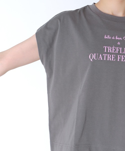 Jines(ジネス)の「ロールアップスリーブ ロゴプリントTシャツ(Tシャツ/カットソー・レディース・ベージュ/ホワイト/ブラウン・38)」の14枚目の写真